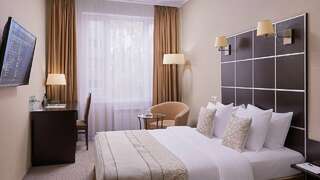 Гостиница Бест Вестерн Калуга Калуга Улучшенный двухместный номер с 1 кроватью-1