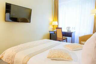 Гостиница Бест Вестерн Калуга Калуга Улучшенный двухместный номер с 1 кроватью-4